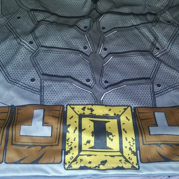 Batman shirt - Picture 2 of 2